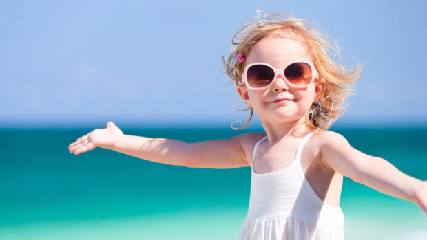 8 Reasons Babies Should Wear Sunglasses During Long Summer Trips